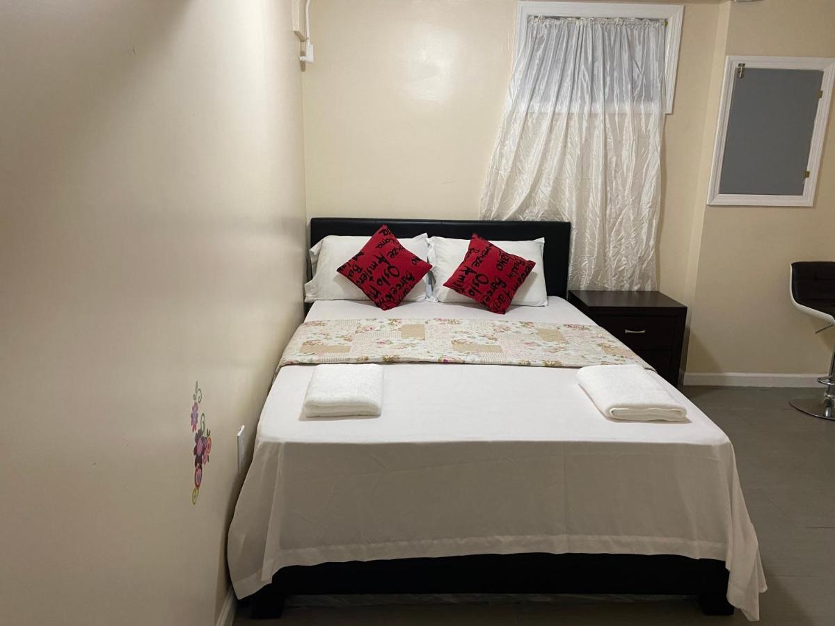 A Private Room In Queens Nueva York Exterior foto